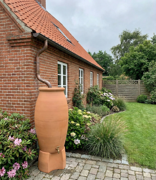 regnvandstønde fra sølund huse.dk